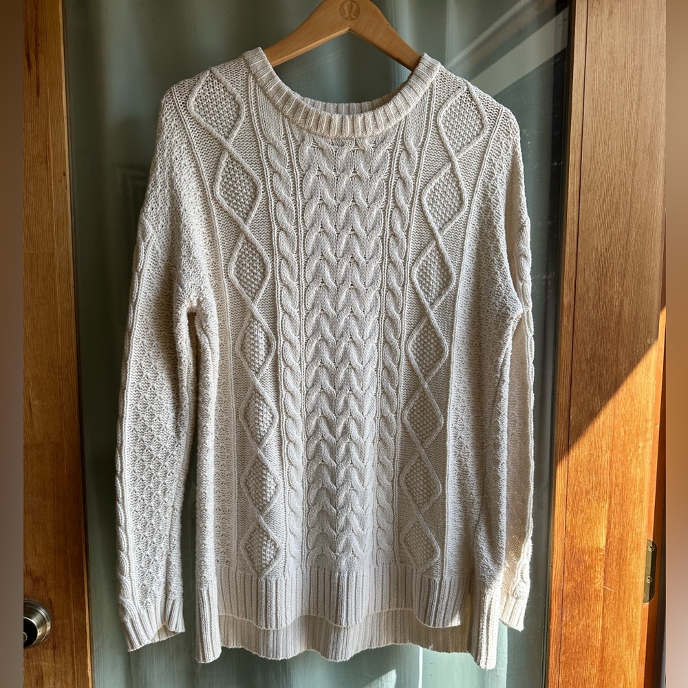 BDG cream cross knit sweater size S